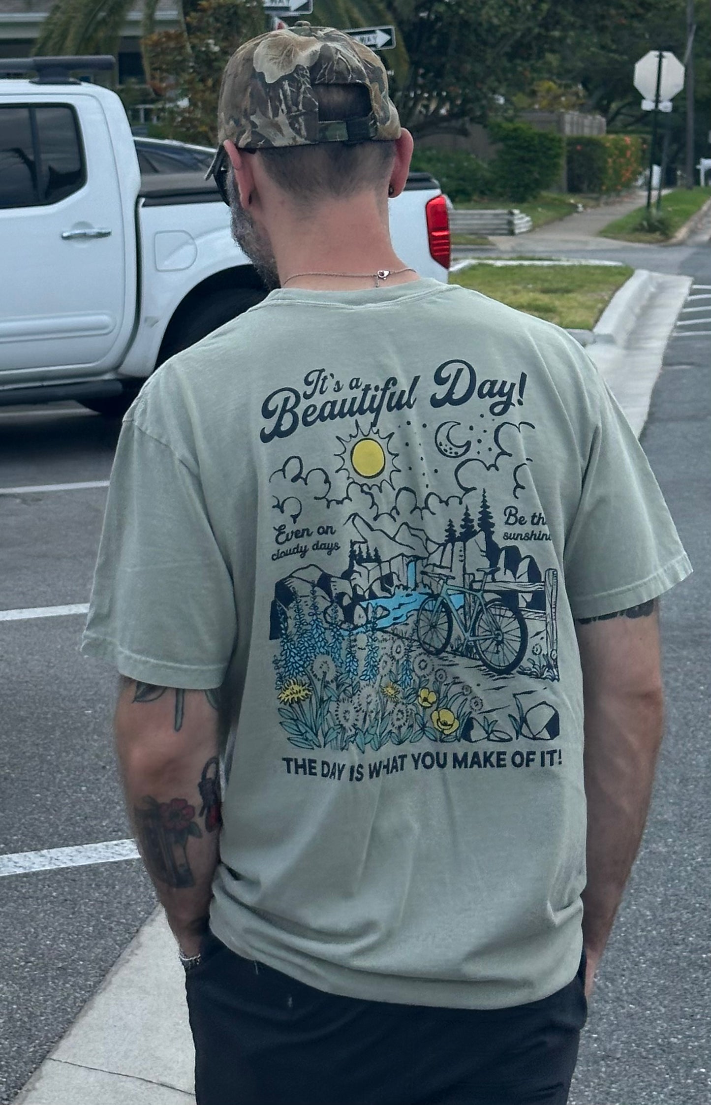 'It's a Beautiful Day' Tee (Sandstone)